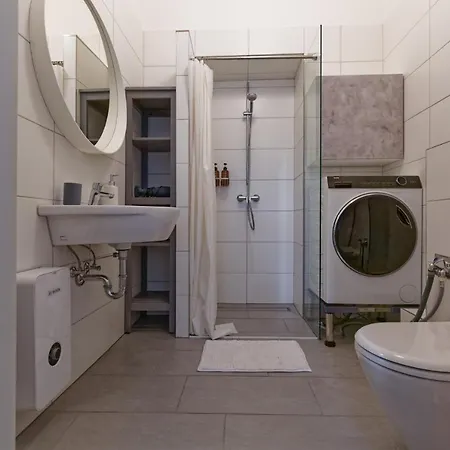 Near Warschauer Platz And Spree River * Berlin